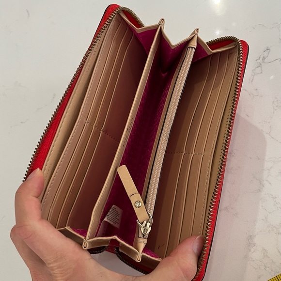 Kate Spade Wallet - Picture 6 of 6